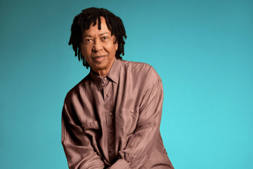 Djavan: Saiba como é o show e veja a setlist da nova turnê - 02/05/2026 - Ilustrada