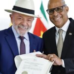 Lula recebe credenciais de sete novos embaixadores