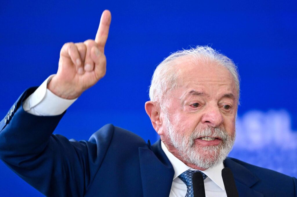 Lula vê em ganho mesmo que Congresso não aprove fim da 6x1 - 26/05/2026 - Política
