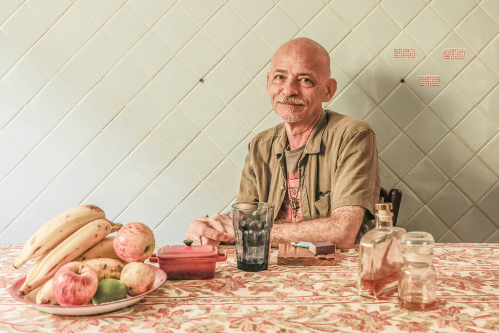 Mutarelli, aos 62, escreve livro sob 'ótica de despedida' - 10/05/2026 - Ilustrada