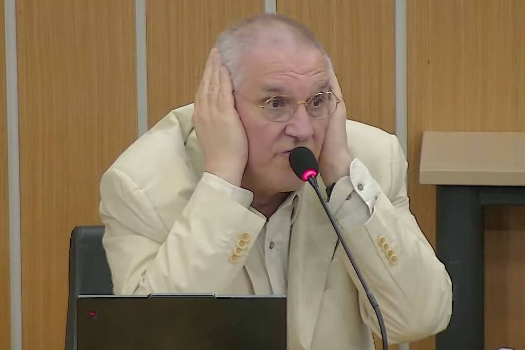 Secretário de S.Caetano deixa cargo após fala capacitista - 09/05/2026 - Cotidiano