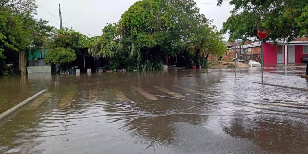 Temporal no RS deixa desalojados e provoca danos em 19 cidades