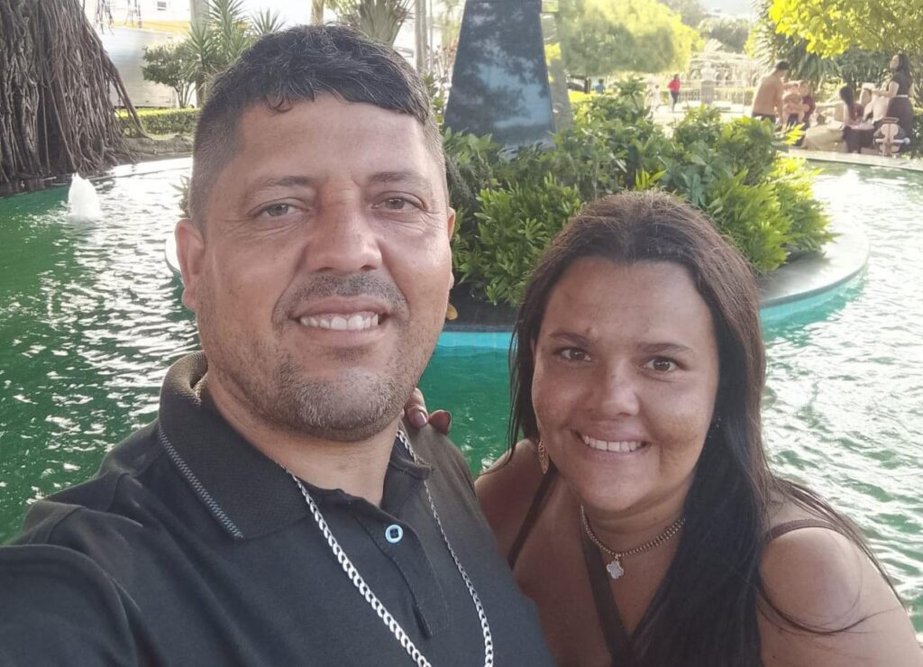 URGENTE: Casal é executado a tiros enquanto trafegava de moto em Toritama