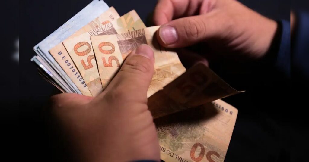 Caixa começa a pagar Bolsa Família de junho