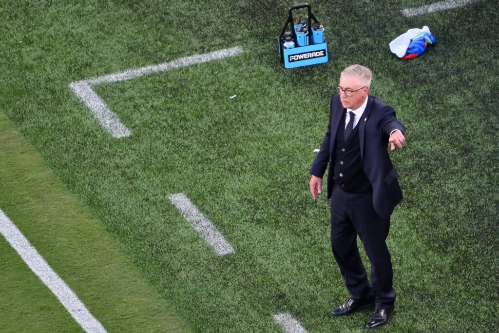 Empate na estreia expõe pressão em Ancelotti no WhatsApp - 15/06/2026 - Encaminhado com Frequência