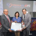 Nos 20 anos do Procape, a vice-governadora Priscila Krause entrega novas salas de hemodinâmica do hospital