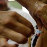 Vacinação de adolescentes de 15 a 19 anos contra o HPV é prorrogada