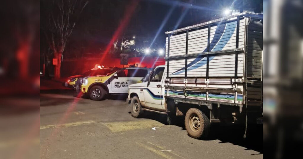 Dupla é presa após perseguição com caminhonete furtada na BR-376