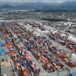Exportações batem recorde e déficit das contas externas cai em junho