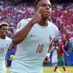 França é a primeira semifinalista da Copa após 2 a 0 sobre Marrocos