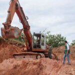 Inea interdita área de extração ilegal de minério no estado do Rio