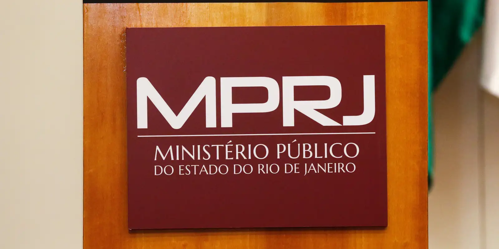 Justiça afasta servidor por suspeita de licenças ambientais ilegais
