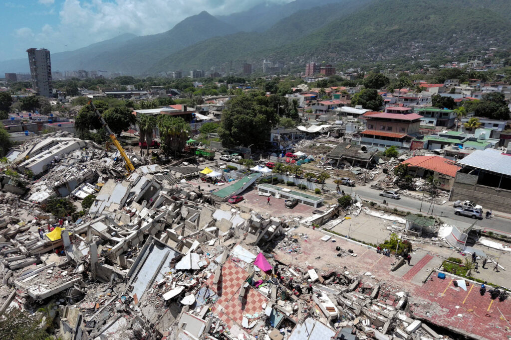 Terremoto Venezuela: Sobe para 2.595 o número de mortes - 02/07/2026 - Mundo