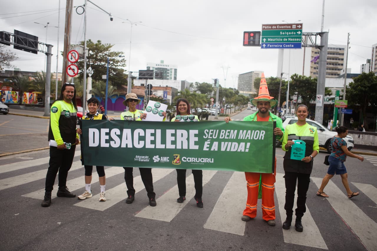 AMC realiza ação de conscientização pelo Dia Mundial do Pedestre