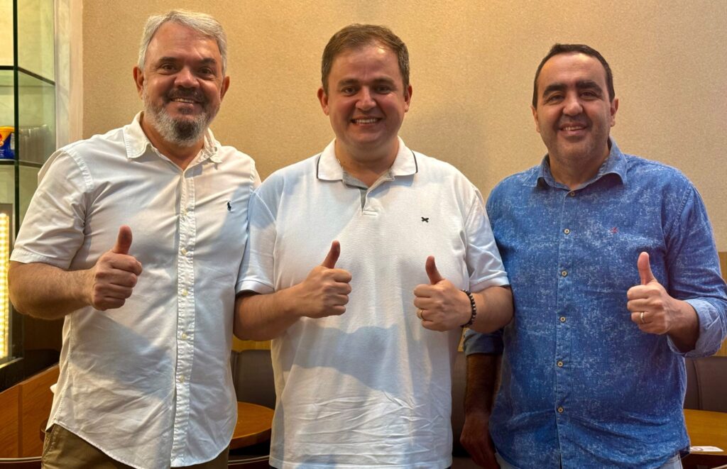 Anderson Luiz reúne apoio de dois ex-candidatos a prefeito de Caruaru
