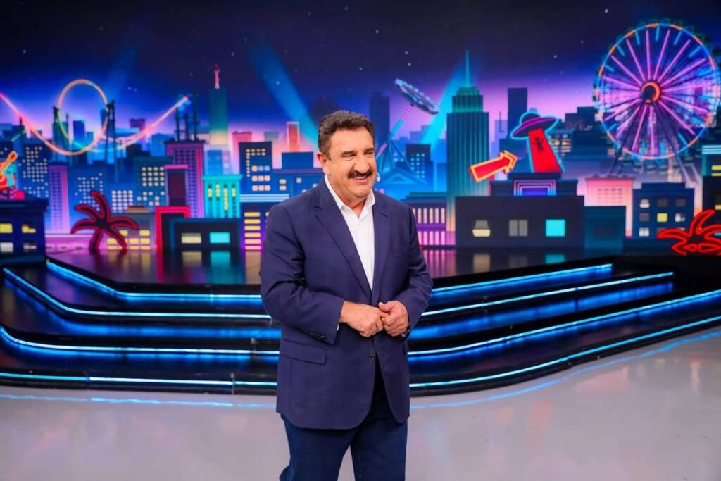 Após fala homofóbica, Ratinho diz que fez brincadeira - 11/08/2026 - Televisão