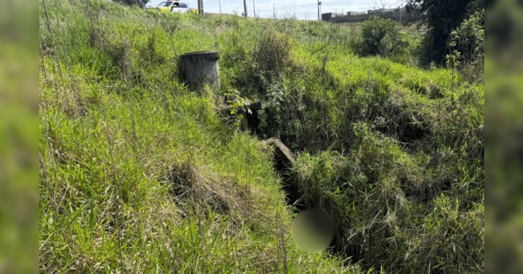 Corpo em decomposição é localizado dentro de galeria pluvial no PR