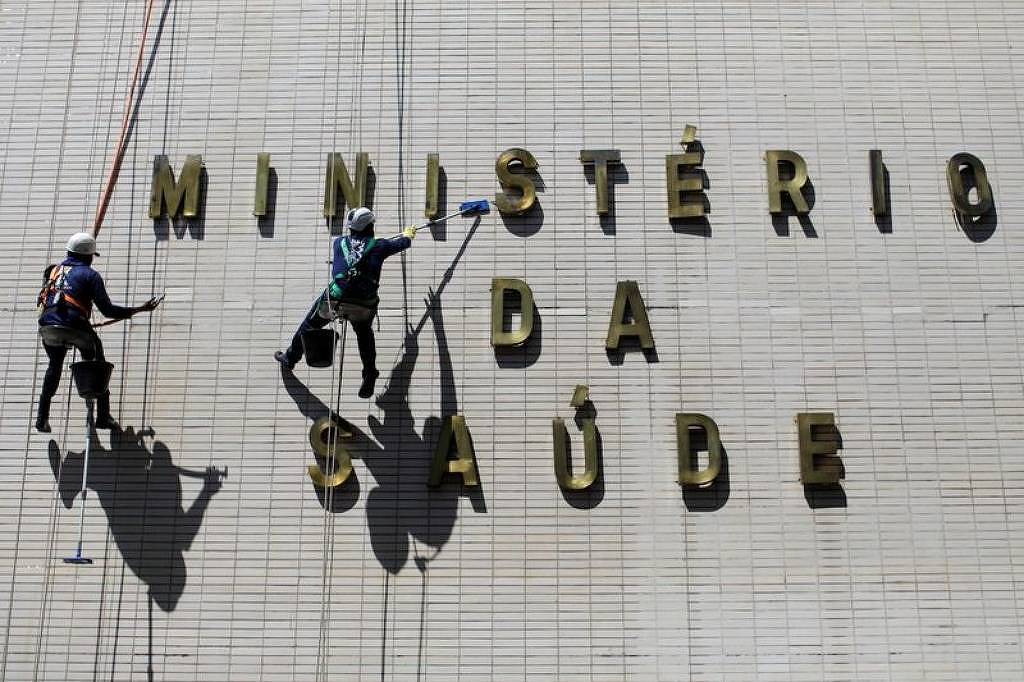 Investigação sobre Lulinha aponta negociações frustradas - 25/08/2026 - Política