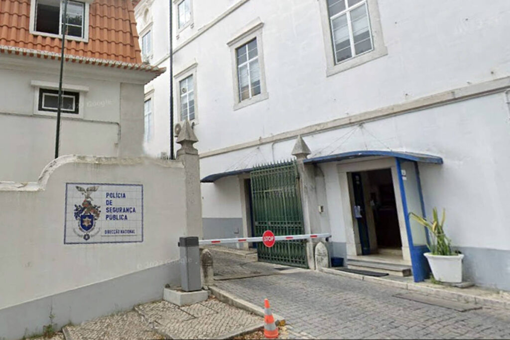 Jovem confessa ter matado mãe brasileira em Portugal - 14/08/2026 - Cotidiano