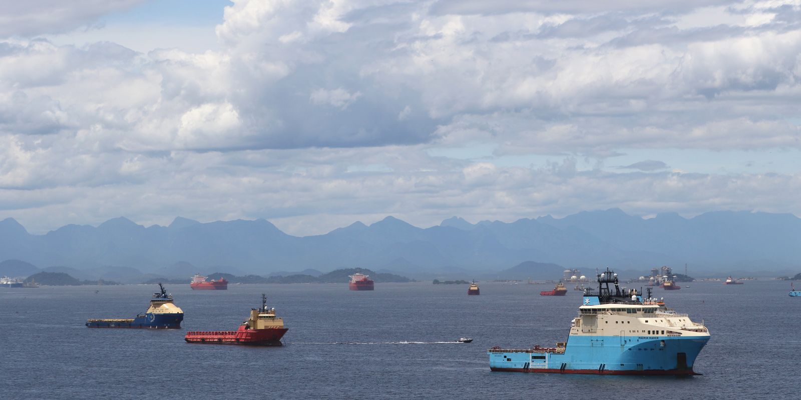 MPF denuncia empresas por despejo de resíduos na Baía de Guanabara