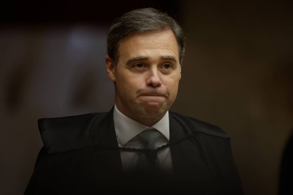 Mendonça não vê trégua sobre Lulinha; Fachin atua na crise - 28/08/2026 - Política