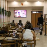 Serviços ocuparam 15,9 milhões e pagaram média de 2,2 mínimos em 2024