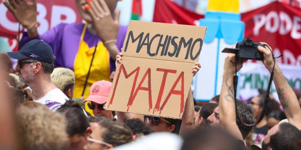 Sobrecarga doméstica expõe mulheres à violência, dizem especialistas