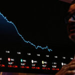 Acompanhe a cotação do dólar e a Bolsa nesta sexta (25) - 25/09/2026 - Economia