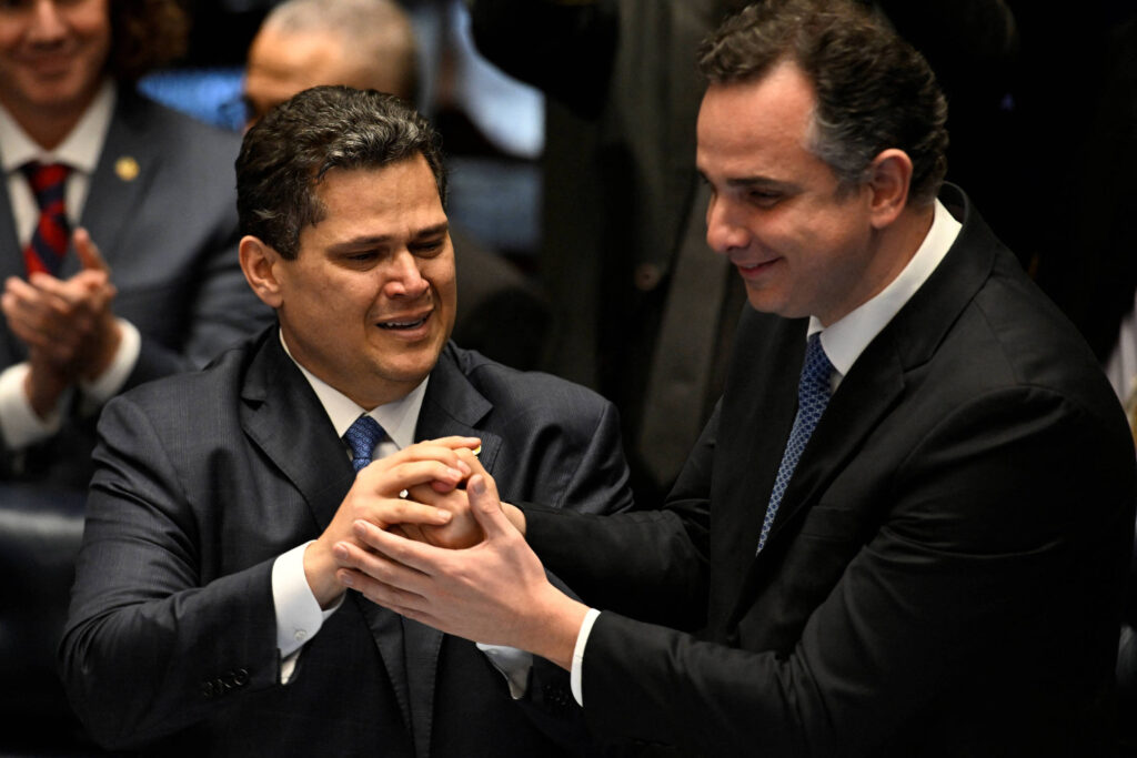 Alcolumbre oficializa indicação de Pacheco para o TCU - 01/09/2026 - Mônica Bergamo