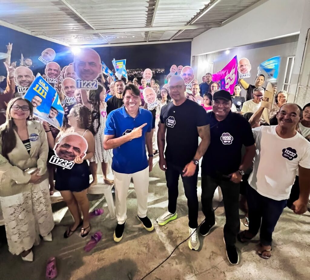 Anderson Correia é recebido com festa em ato político e consolida força de sua base em Caruaru
