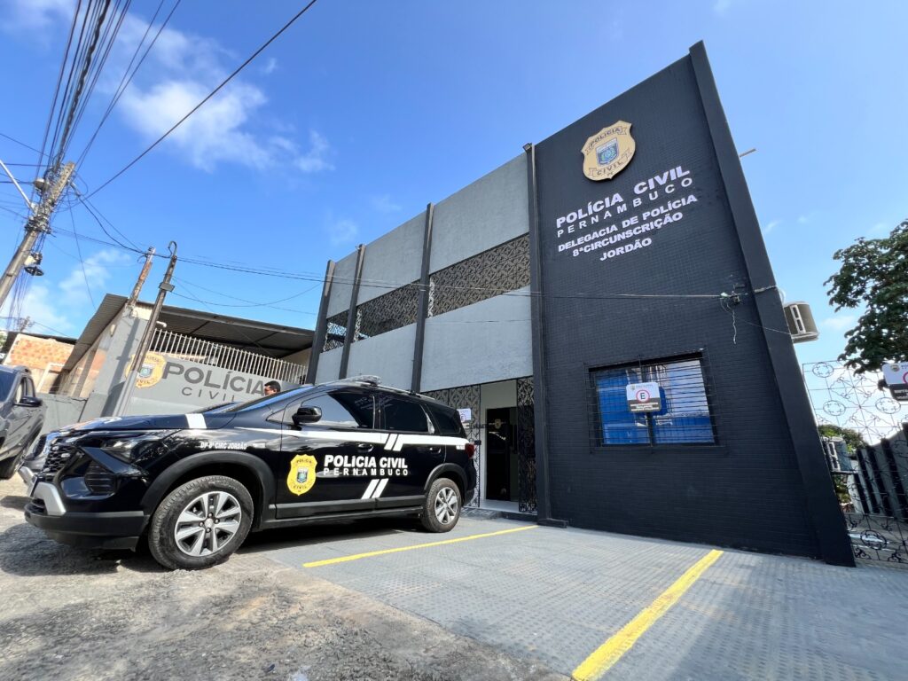 Governo de Pernambuco entrega requalificação de duas delegacias na Zona Sul do Recife