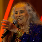 Maria Bethânia faz o 'L' de Lula em show no Coala Festival - 12/09/2026 - Ilustrada