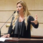 Polícia prende ex-vereadora Veronica Costa, condenada por tortura