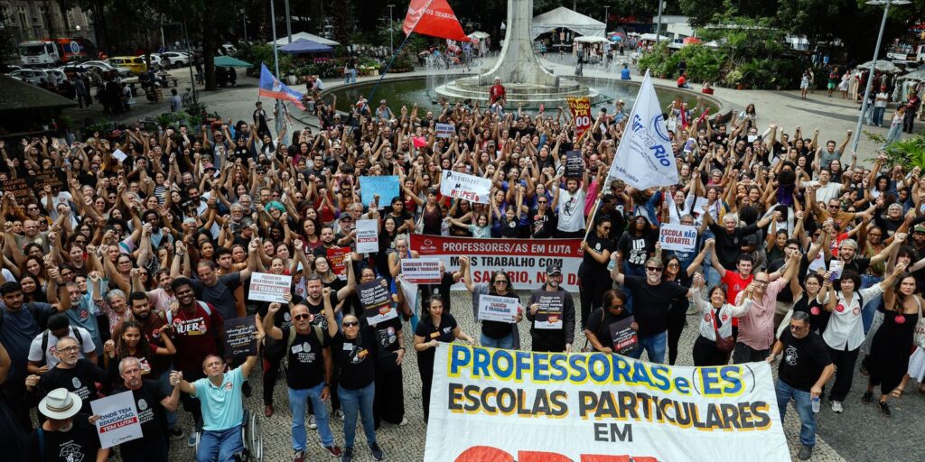 Professores de escolas particulares do Rio fazem greve de 24 horas