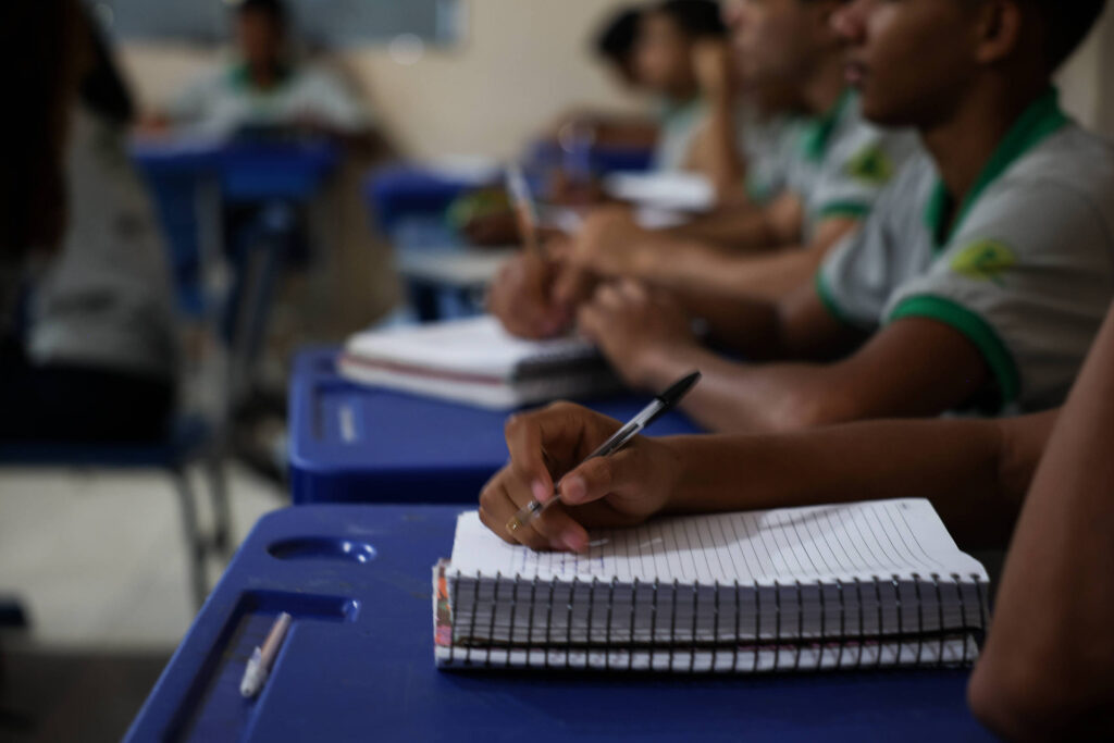 SP e RJ têm a pior percepção de melhoria das escolas - 03/09/2026 - Educação