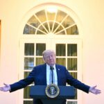 Trump aprova novo pacote de sanções contra a Rússia - 18/09/2026 - Mundo