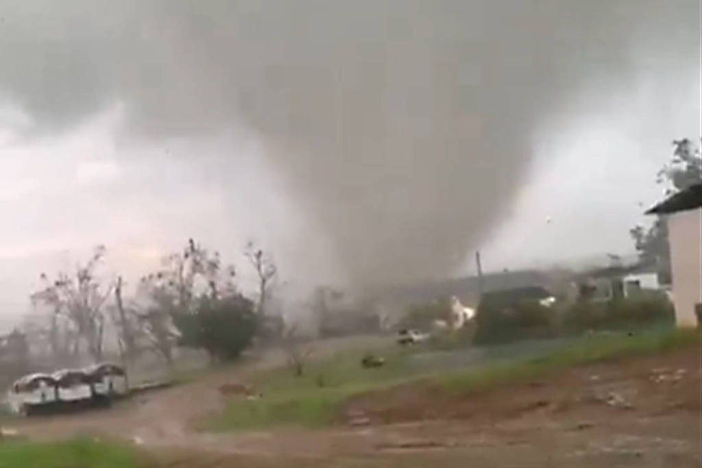 Chuva pode trazer granizo e tornados para RS, SC e PR - 07/10/2026 - Cotidiano