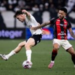 Corinthians, após oito derrotas seguidas, soma um ponto - 19/10/2026 - Esporte