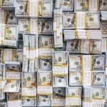 Dólar fecha acima de R$ 5,22 em dia de mal-estar global