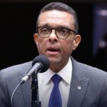 Ex-bolsonarista que declarou apoio a Lula não consegue se reeleger para deputado federal