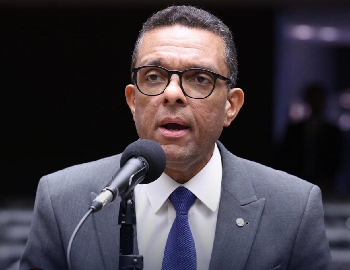 Ex-bolsonarista que declarou apoio a Lula não consegue se reeleger para deputado federal