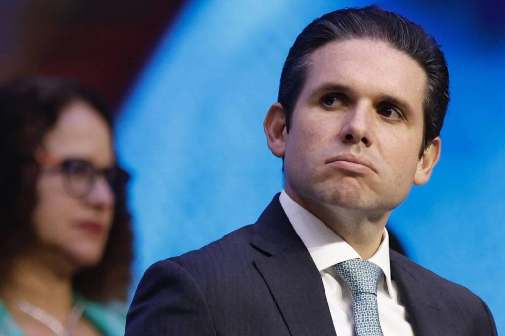 Hugo Motta tenta garantir presidência da Câmara contra PL - 14/10/2026 - Política