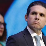 Hugo Motta tenta garantir presidência da Câmara contra PL - 14/10/2026 - Política
