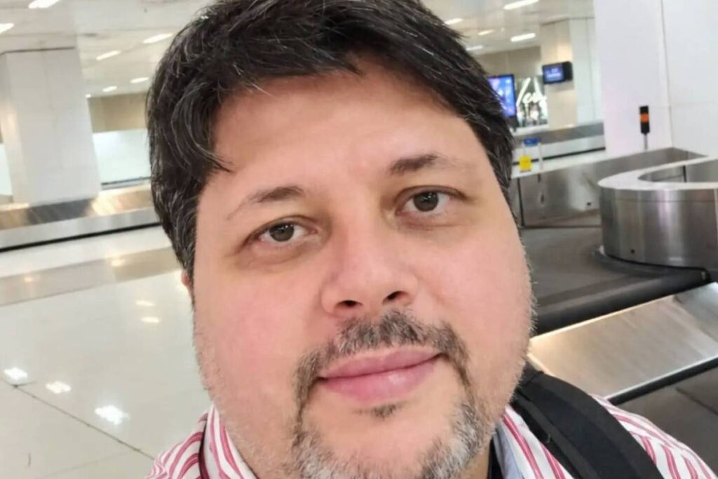 Jornalista brasileiro diz ter sido deportado da Argentina - 14/10/2026 - Mundo