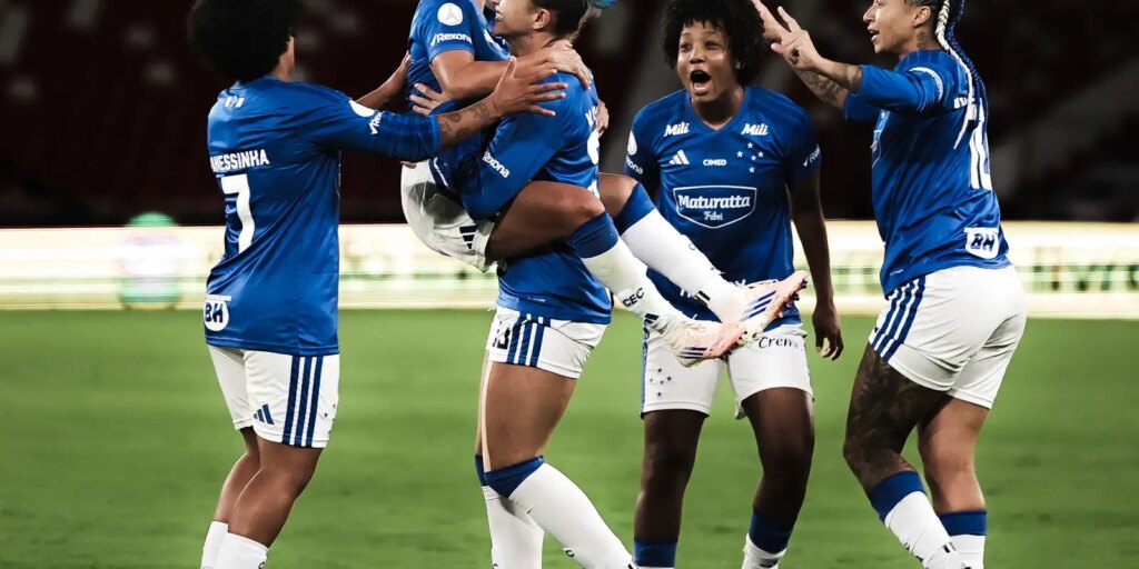 Libertadores Feminina: Cruzeiro resiste à altitude e vence na estreia