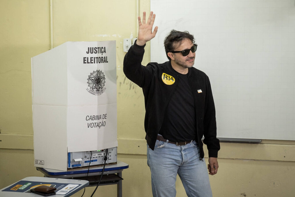 Missão aposta em expansão nacional, mas elege só dois - 05/10/2026 - Política