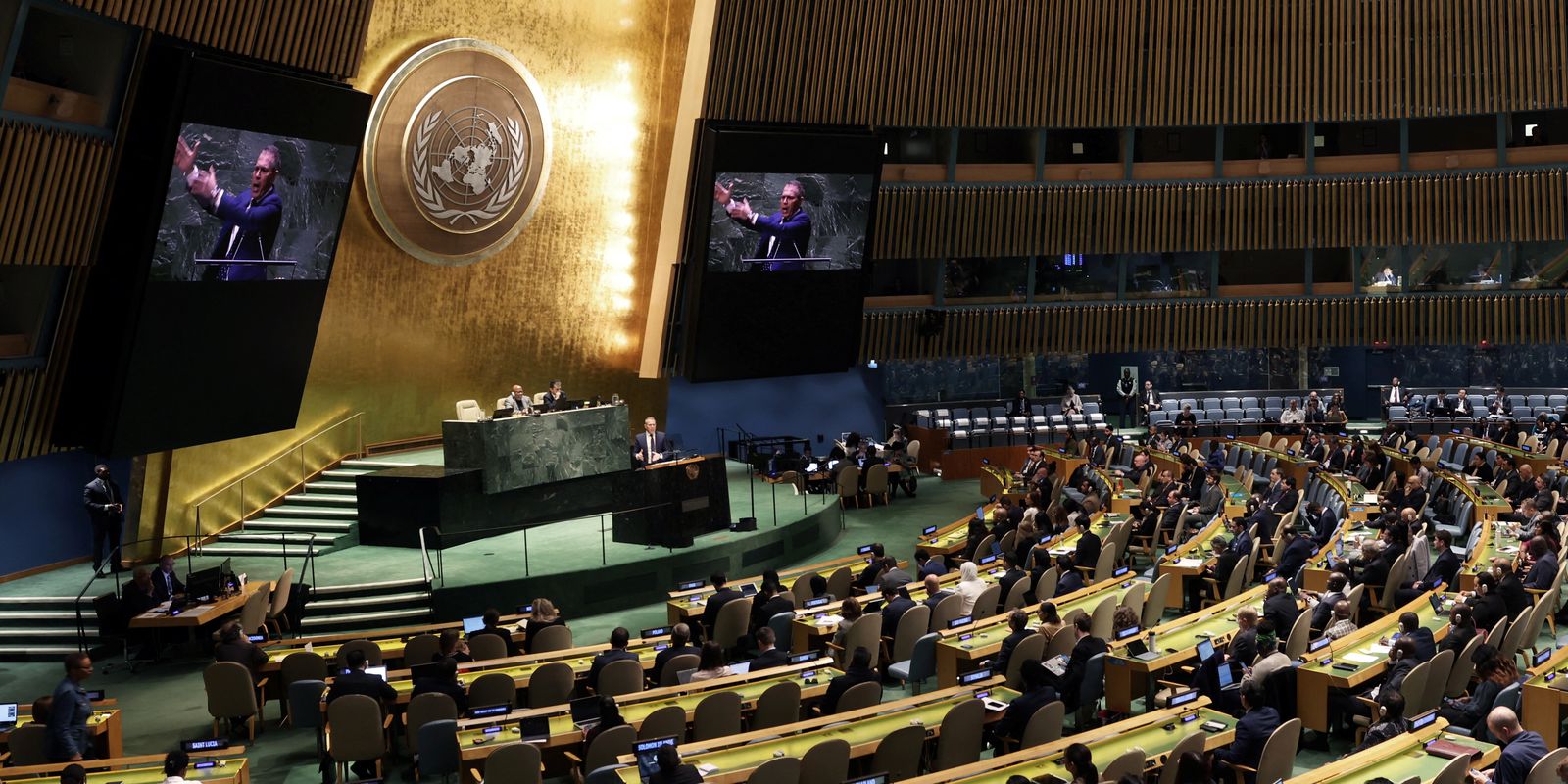 ONU aprova resolução contra embargo dos EUA à Cuba