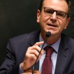 Paes recorre ao STF para barrar anulação dos votos de Garotinho