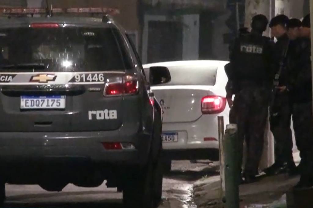 Policial da Rota é baleado em ação contra roubo em SP - 15/10/2026 - Cotidiano