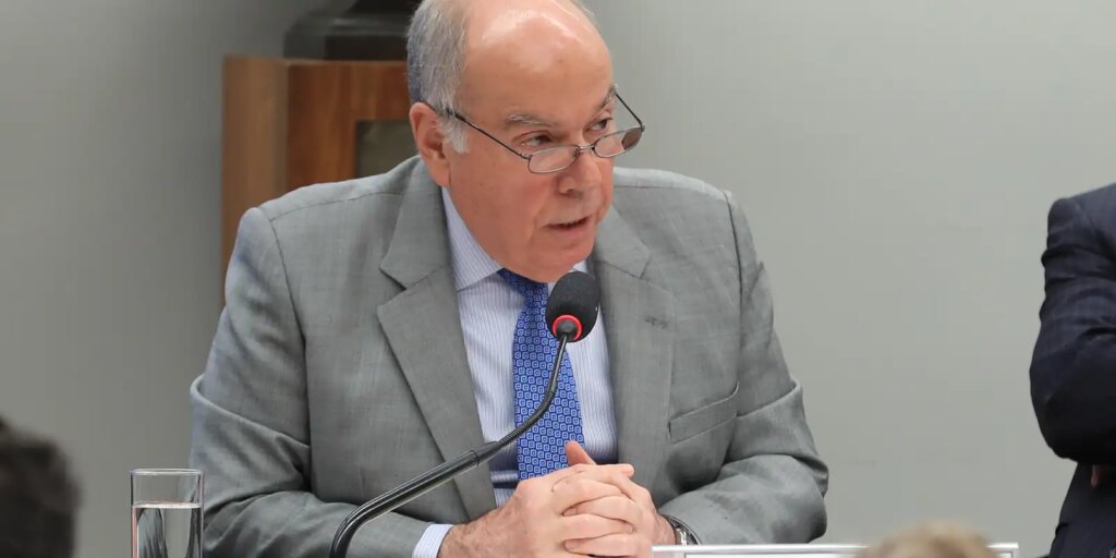 Vieira encontra Rubio nos EUA após vitória de Lula e fuga de Flávio